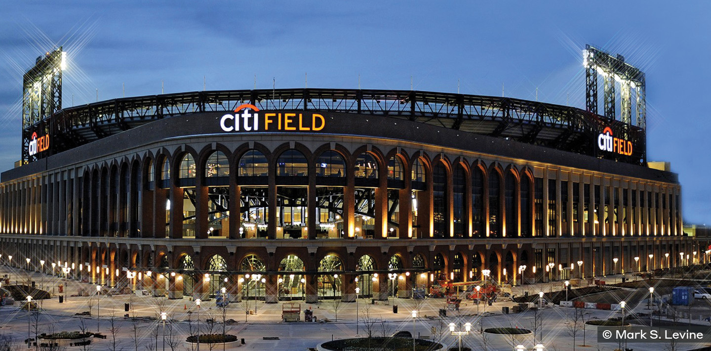 img-sports-stadiums-citi-field-new-york-mets-evening
